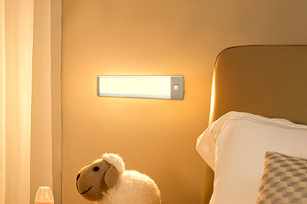 rechargeable under cabinet lighting