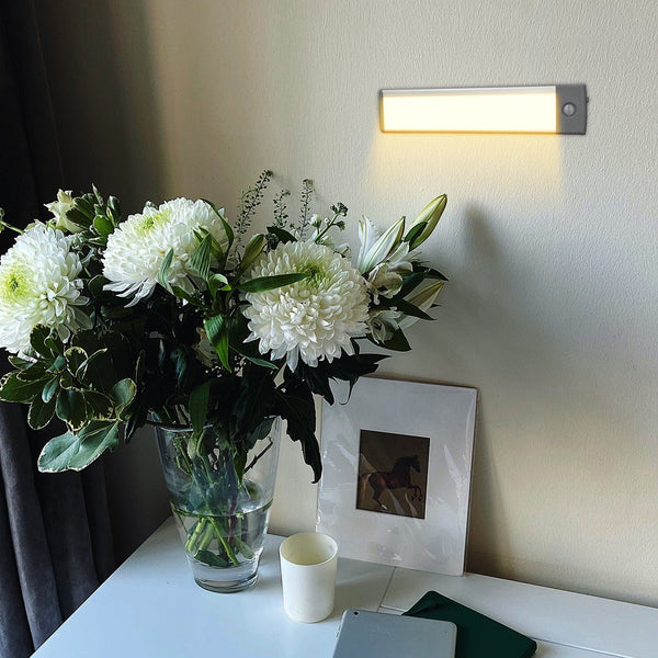 LEPOTEC 30 LED Under Cabinet Light Rechargeable - product in use