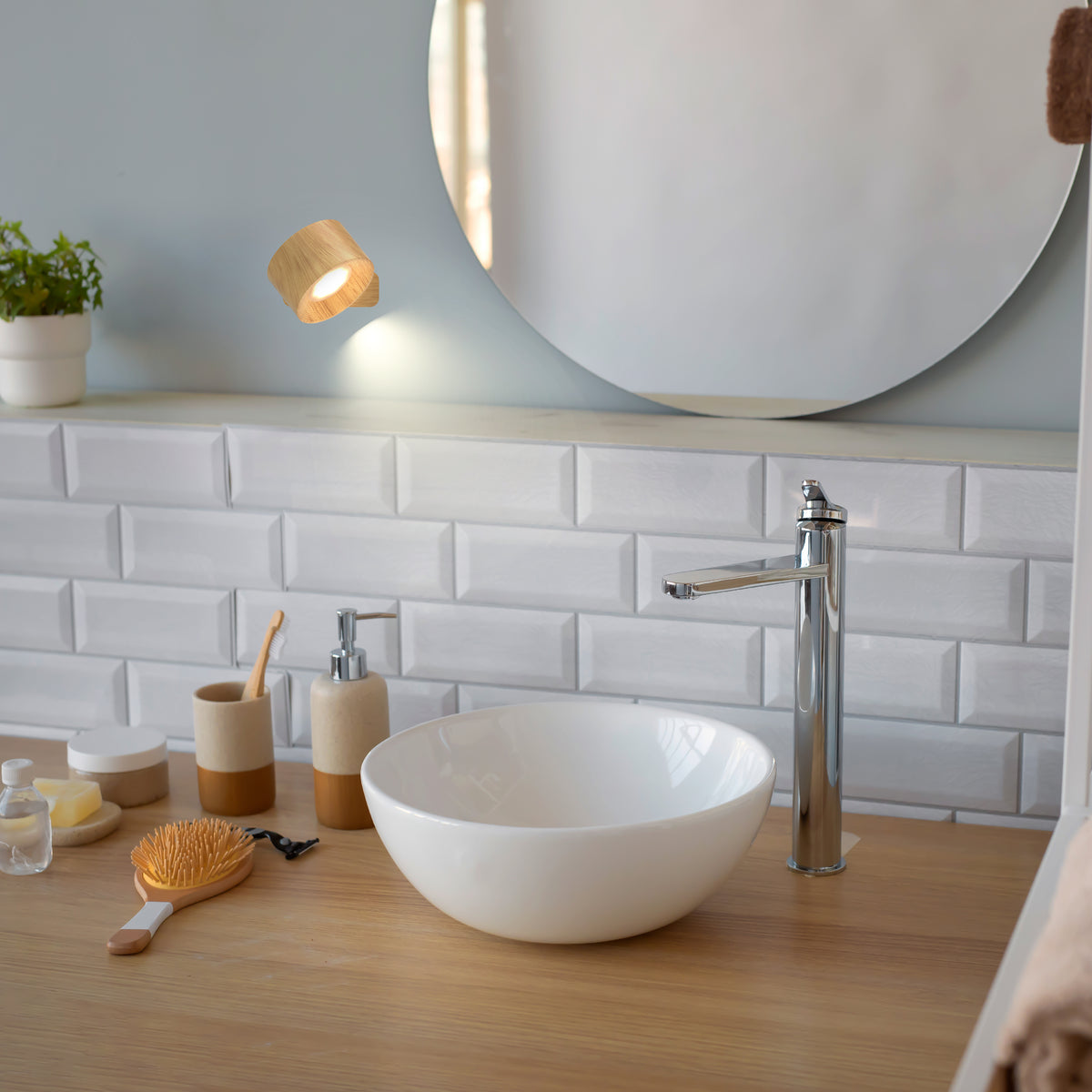 LEPOTEC LED Wall Sconce Light - product detail